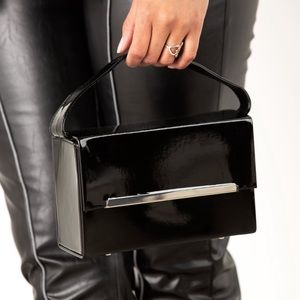 Patent rectangular box bag